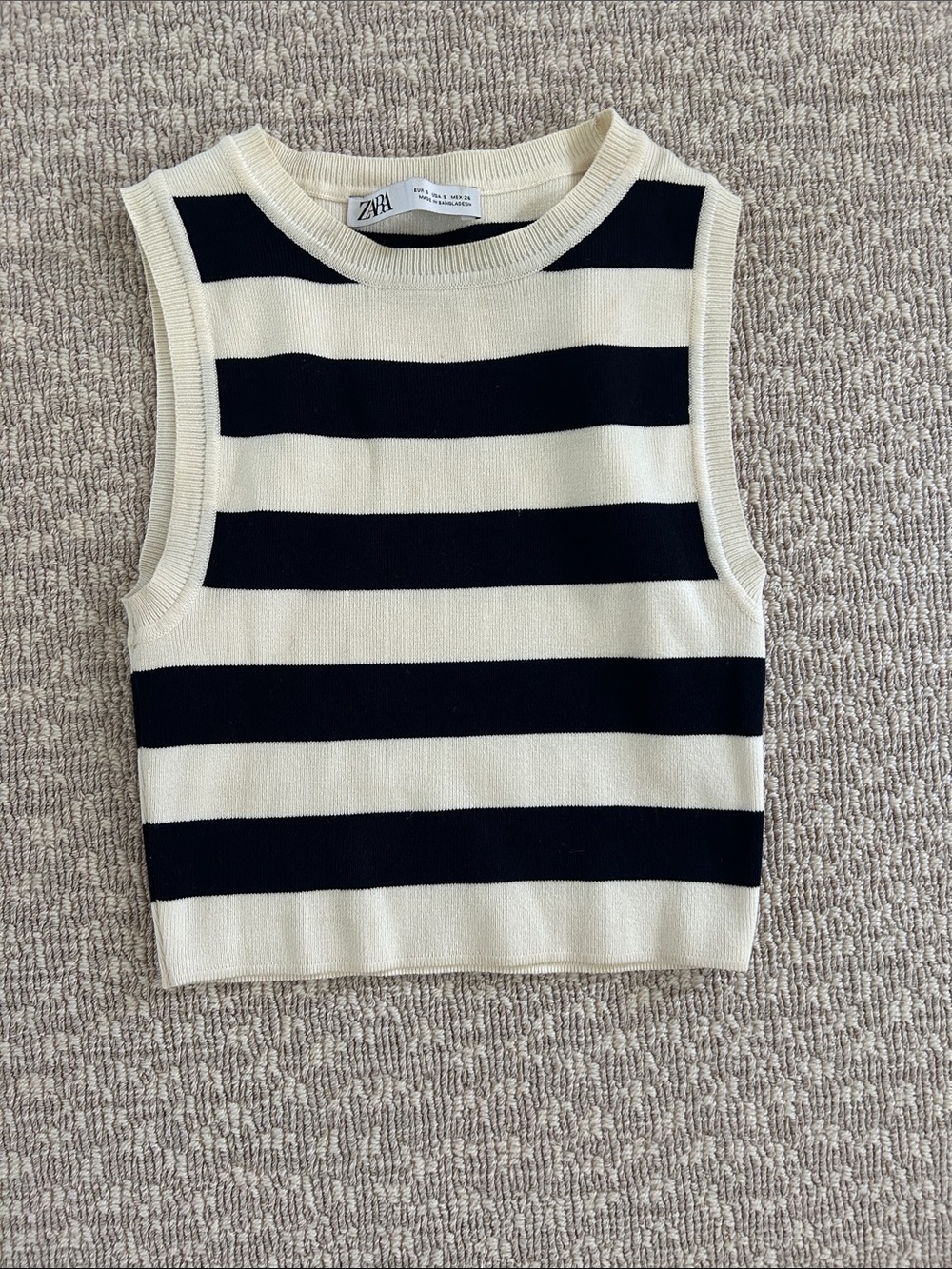 Zara Black and Cream Striped Knit Sleeveless crop top. Size small